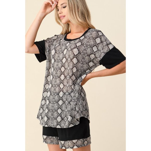 Blumin Snake Print Loungewear Short Set - Picture 3 of 6